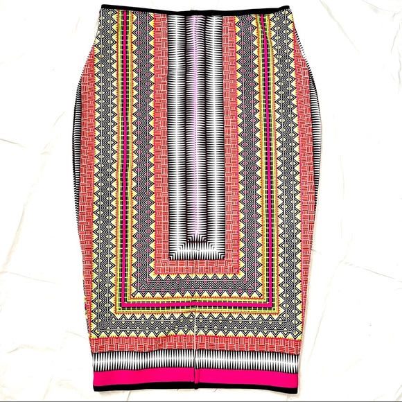 Bisou Bisou Multicolor Geometric Pencil Skirt - Picture 2 of 6